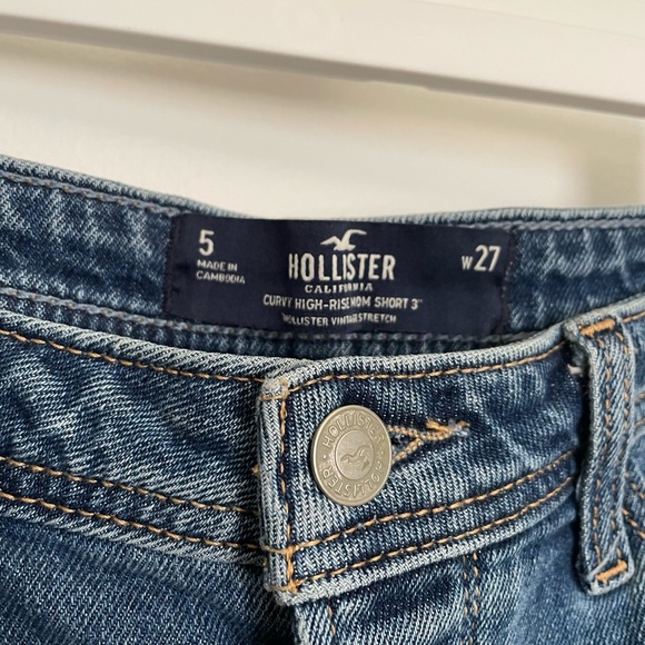 HOLLISTER Curvy High-rise Mom Short - Picture 3 of 4